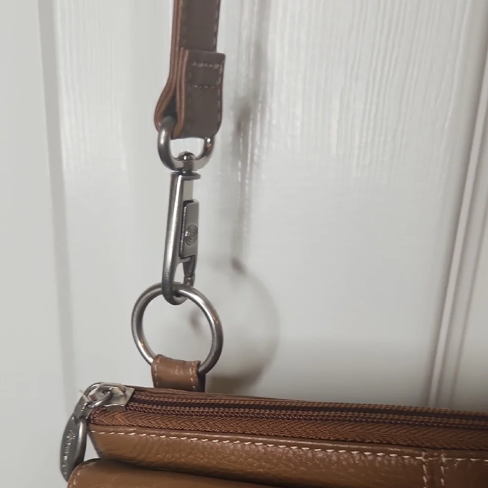 Tignanello elegant tan